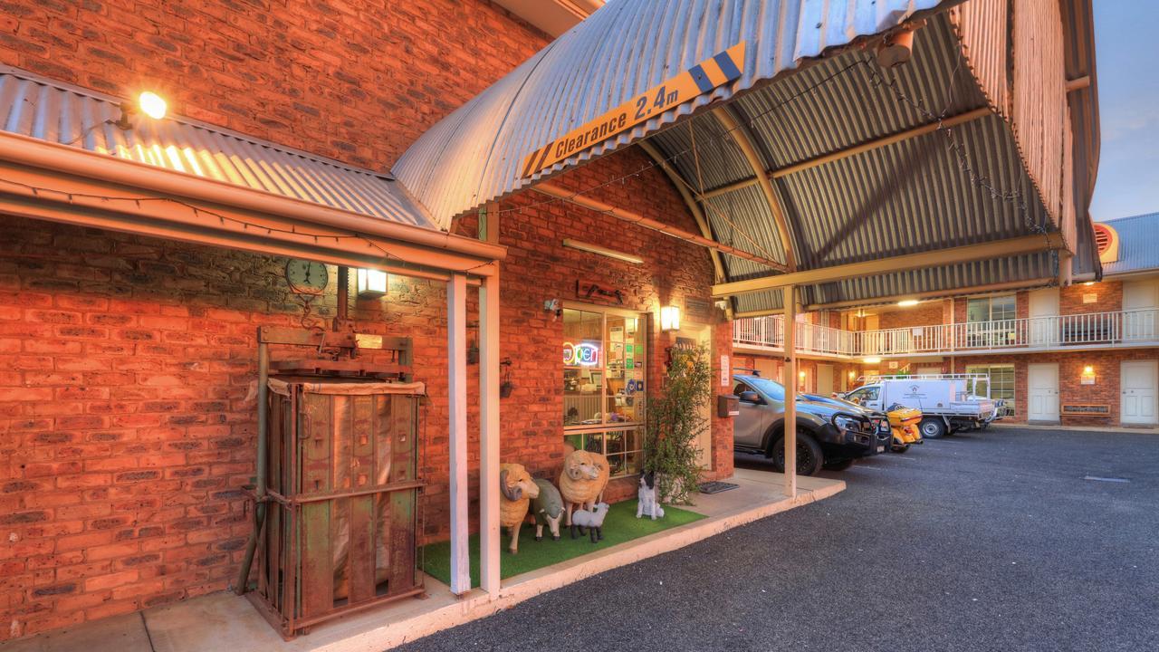 Comfort Shearing Shed 4* Dubbo